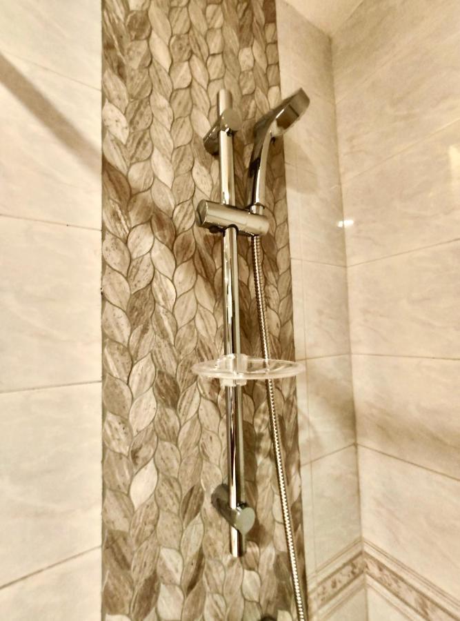Riviera Hotel 4*