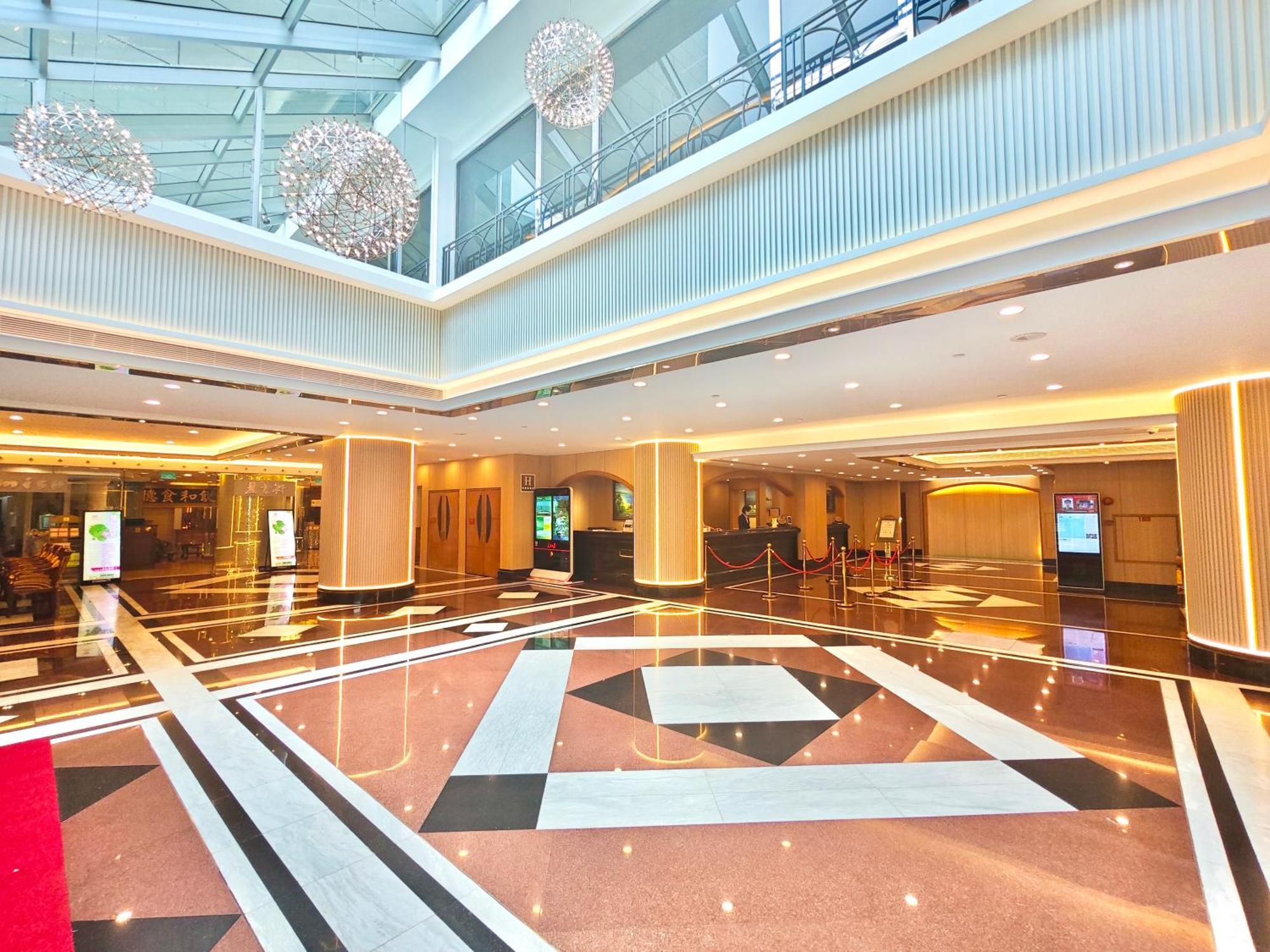 Riviera 4*
